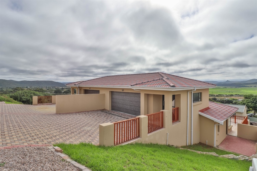 3 Bedroom Property for Sale in Fraaiuitsig Western Cape